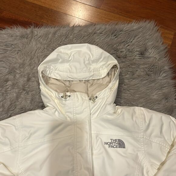 The north face white and gray belted logo nylon Insulated winter jacket - Picture 2 of 11